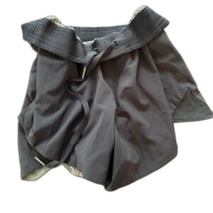 Lululemon Black/Gray Reversible Athletic Shorts
